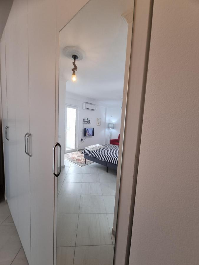 Ferienwohnung New Modern Studio In Central Tirana Exterior foto